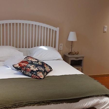 Mas Elena Bed & Breakfast Generargues Bagian luar foto