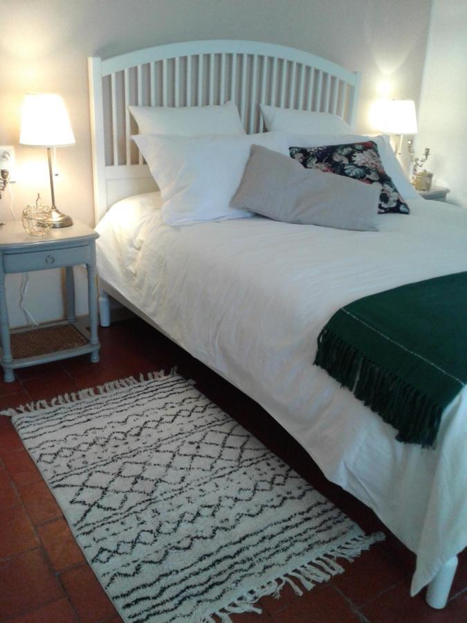 Mas Elena Bed & Breakfast Generargues Bagian luar foto