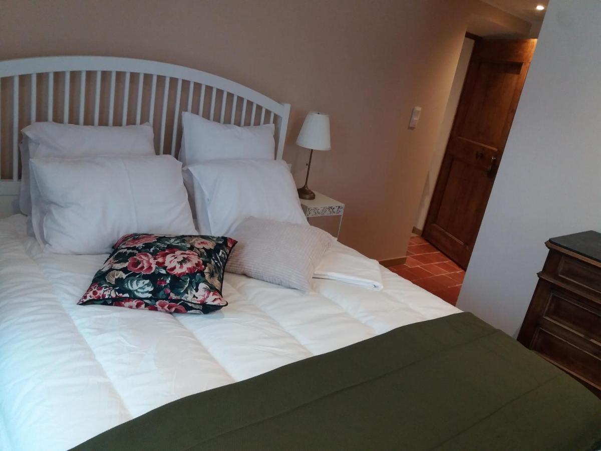 Mas Elena Bed & Breakfast Generargues Bagian luar foto