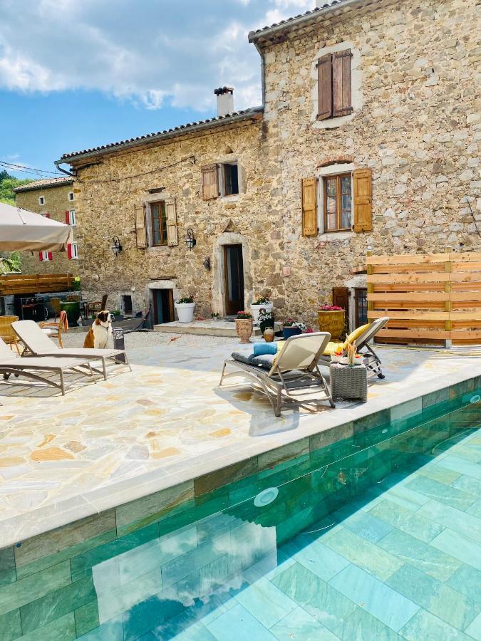 Mas Elena Bed & Breakfast Generargues Bagian luar foto