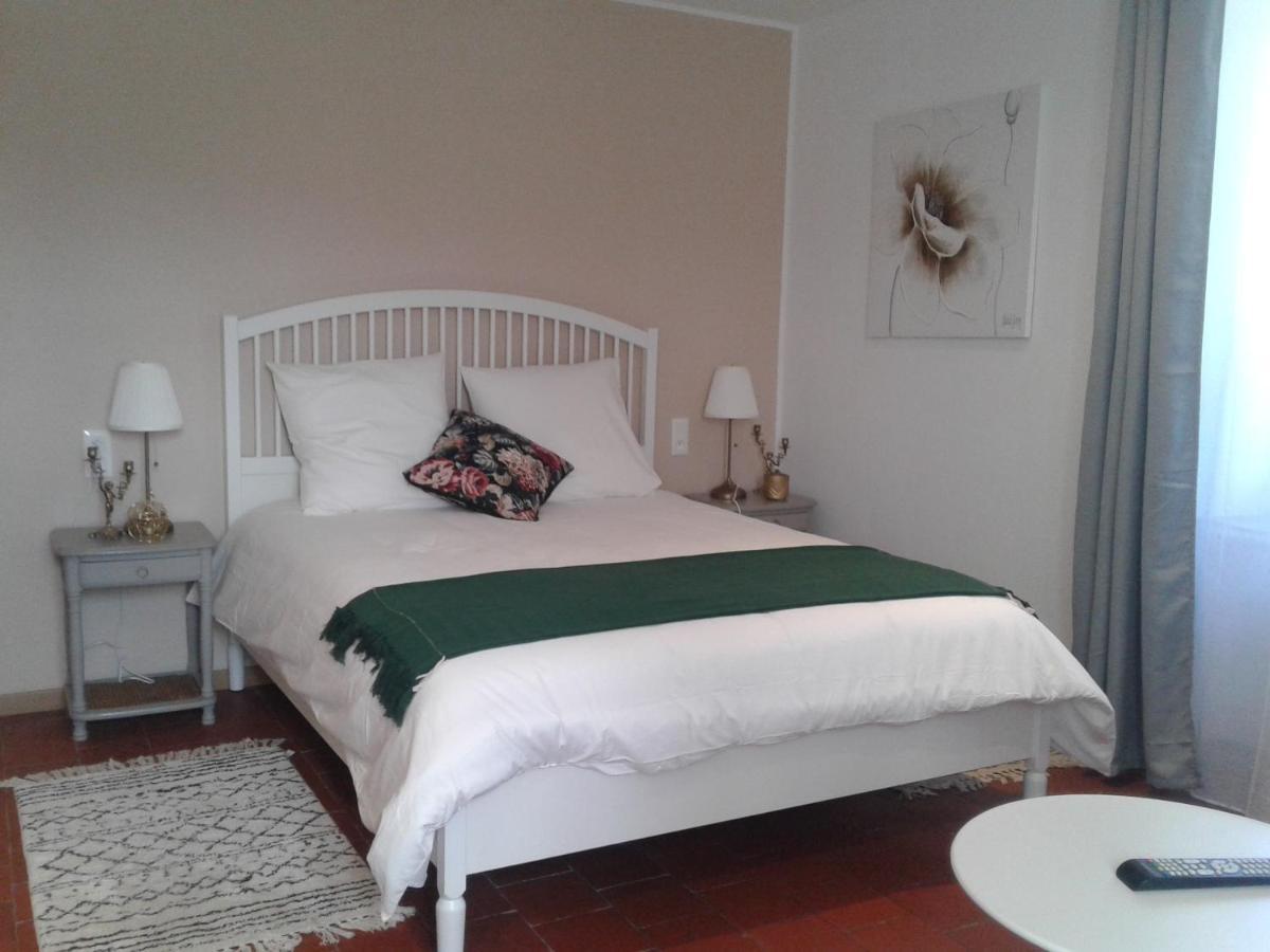 Mas Elena Bed & Breakfast Generargues Bagian luar foto