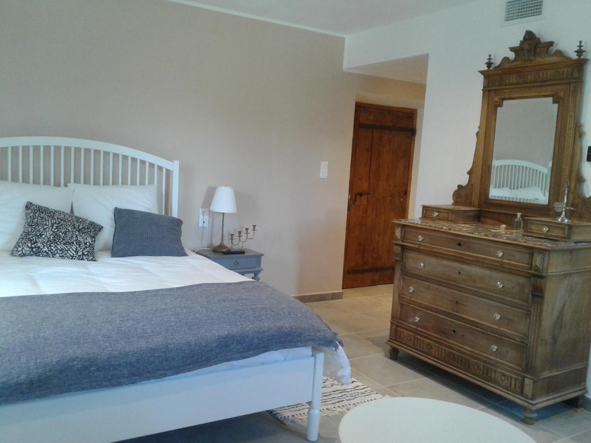 Mas Elena Bed & Breakfast Generargues Bagian luar foto