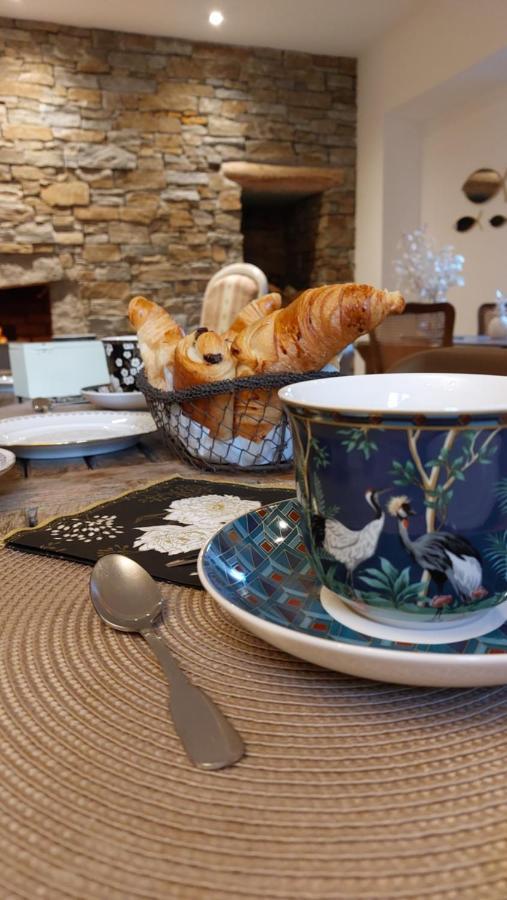Mas Elena Bed & Breakfast Generargues Bagian luar foto