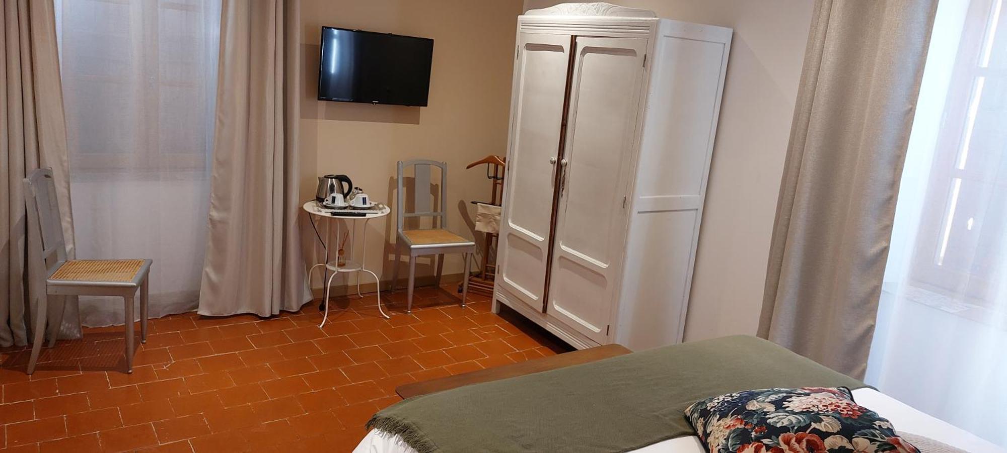 Mas Elena Bed & Breakfast Generargues Bagian luar foto