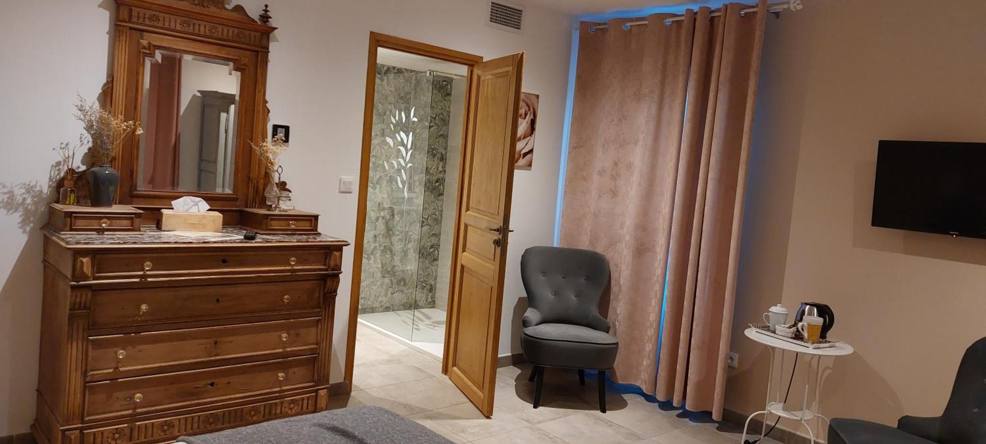 Mas Elena Bed & Breakfast Generargues Bagian luar foto